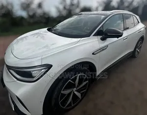 Photo - Volkswagen ID.4 2022 White