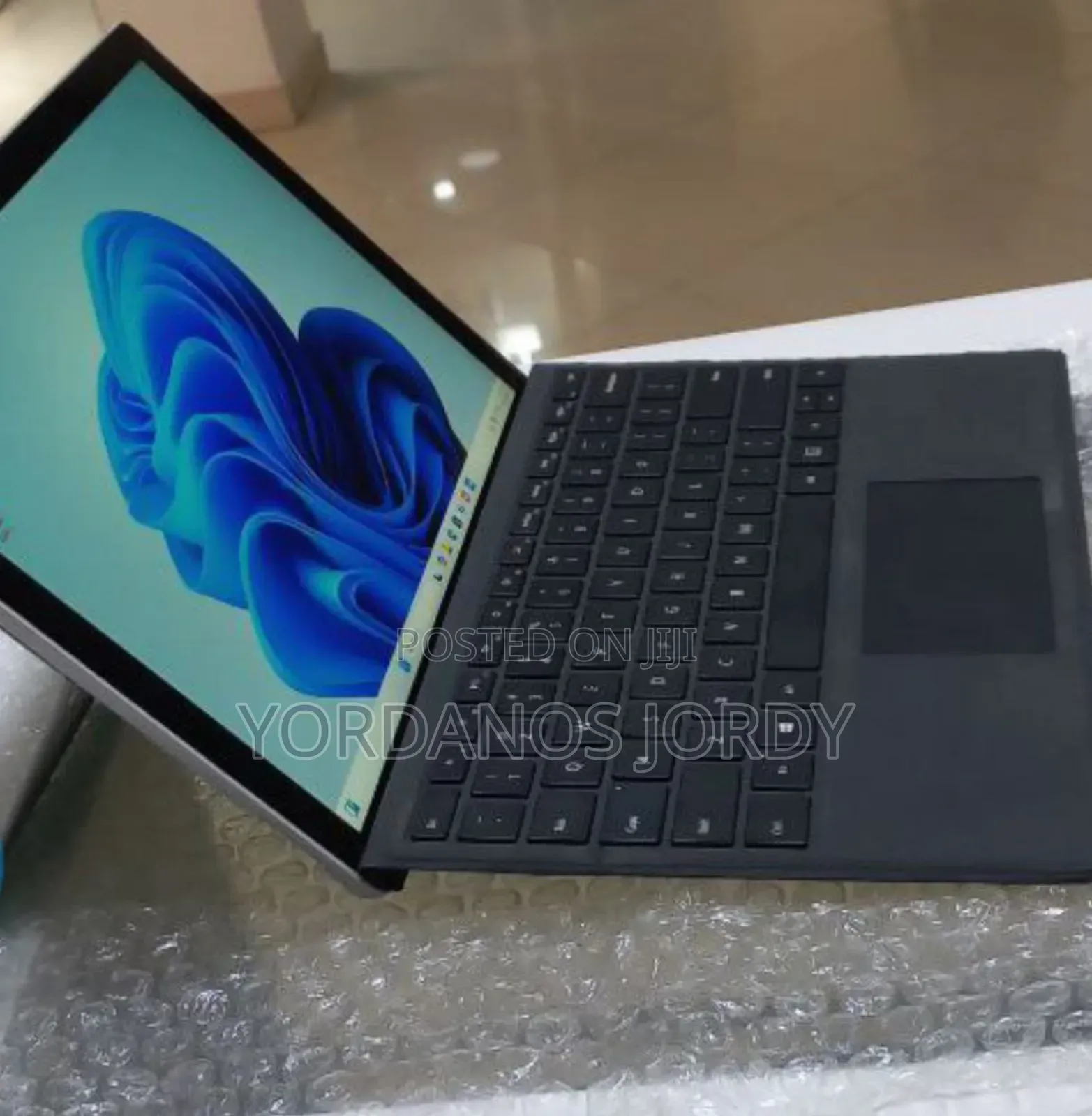 New Laptop Microsoft Surface Pro 5 16GB Intel Core I7 SSD 512GB