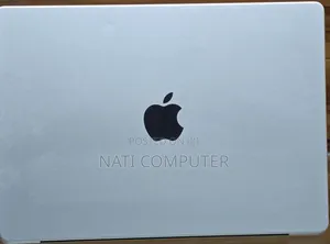 Photo - New Laptop Apple MacBook Air 2012 8GB Intel Core M3 SSD 512GB