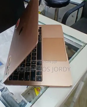 New Laptop Apple MacBook Air 2020 M1 8GB Apple M1 SSD 256GB