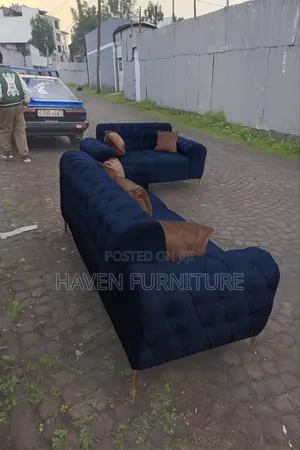 Photo - Dark Blue Black Level One