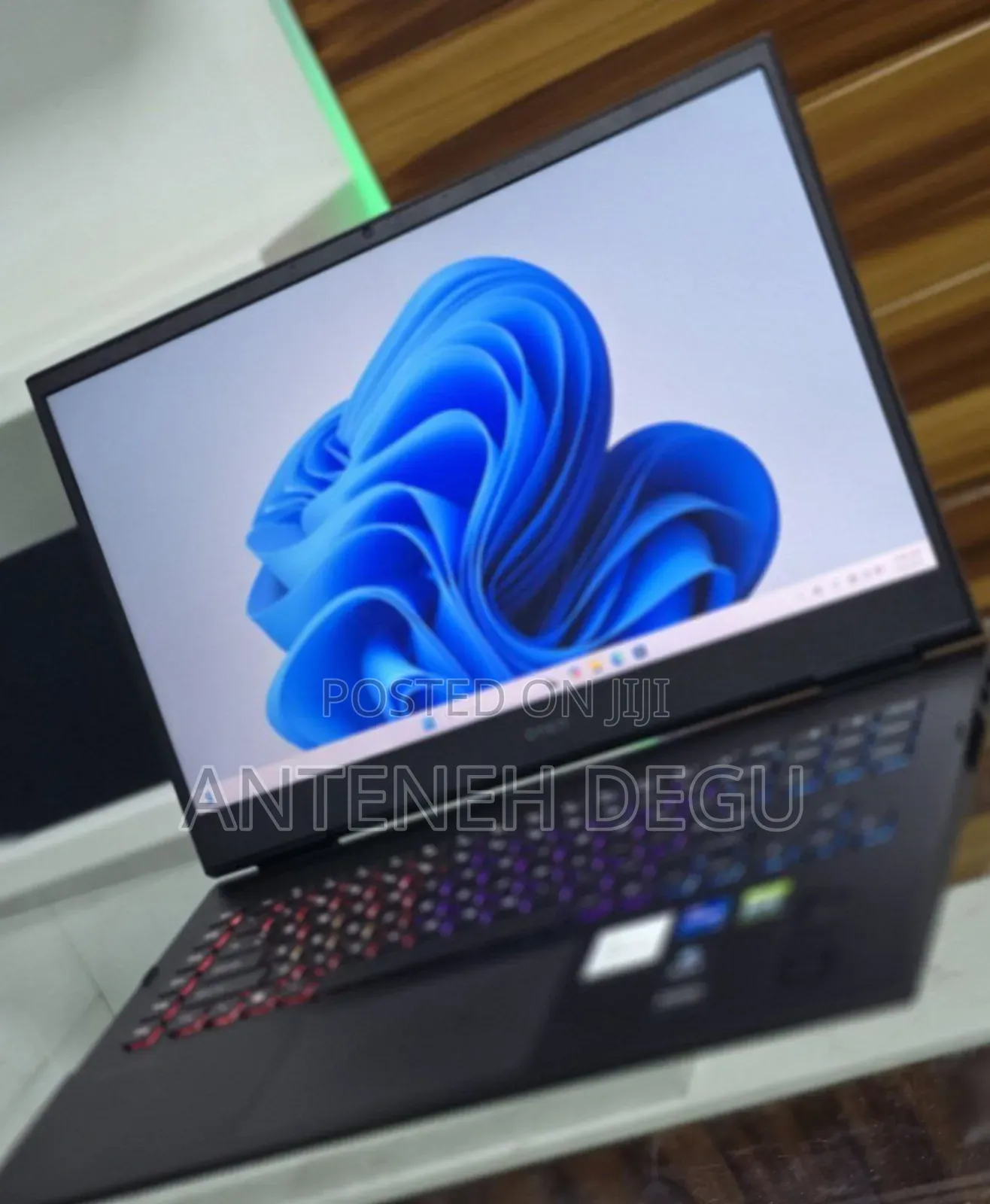 New Laptop HP Omen 17 16GB Intel Core I7 SSD 1T