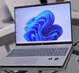 New Laptop HP Pavilion 15t 16GB Intel Core I7 SSD 1T