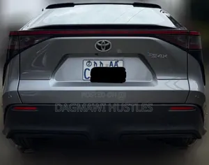 Toyota bZ4X 71.4 kWh FWD 2023 Gray