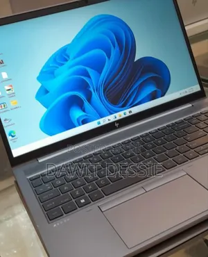 Photo - New Laptop HP 32GB Intel Core I7 SSD 512GB