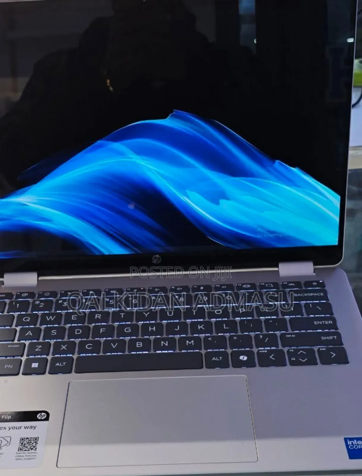 New Laptop HP OmniBook 5 Flip 16GB Intel Core I7 SSD 512GB