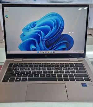 Photo - New Laptop HP 14-Dq1025cl 32GB Intel Core I7 SSD 512GB