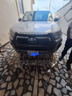 Photo - Toyota Hilux Revo Double Cab Deisel 2.8 AWD 2021 Silver