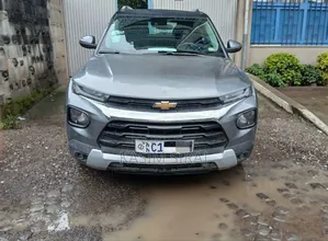 Photo - Chevrolet Trailblazer 2021 Gray