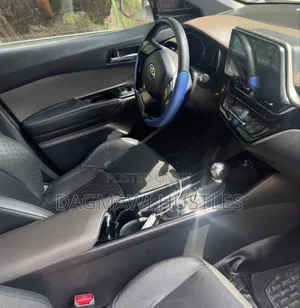 Toyota C-HR 2021 White