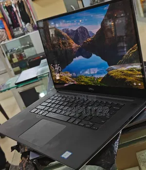 New Laptop Dell Precision 5540 16GB Intel Core I7 SSD 512GB