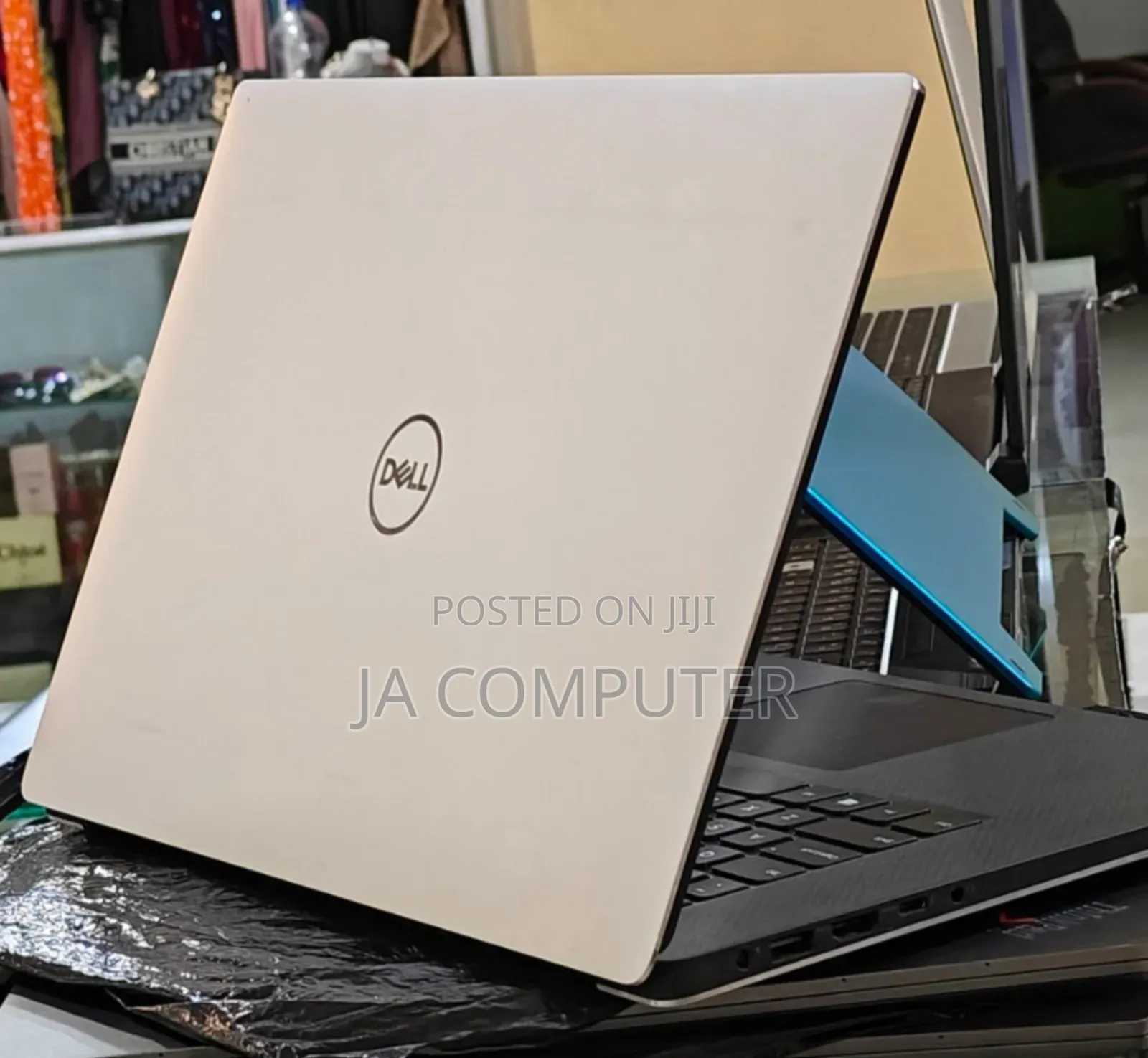 New Laptop Dell Precision 5540 16GB Intel Core I7 SSD 512GB