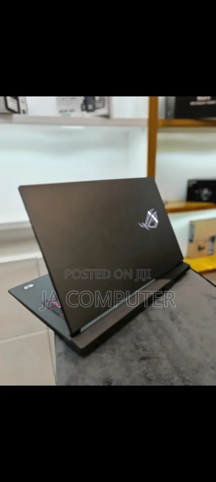 New Laptop Asus ROG Strix G17 16GB AMD Ryzen 7 SSD 1T
