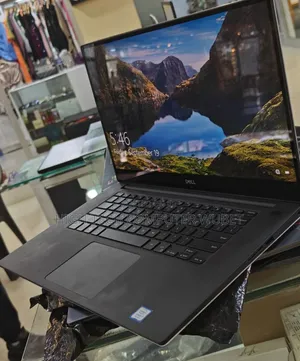 Photo - New Laptop Dell XPS 15 16GB Intel Core I7 SSD 512GB