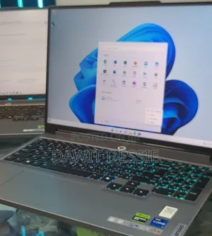 New Laptop Lenovo Legion 5 16GB AMD Ryzen 7 SSD 1T