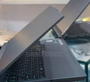 New Laptop Lenovo Legion 5 16GB AMD Ryzen 7 SSD 1T
