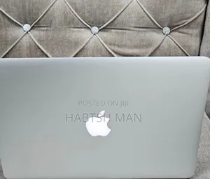 New Laptop Apple MacBook Pro 2015 8GB Intel Core I5 SSD 128GB