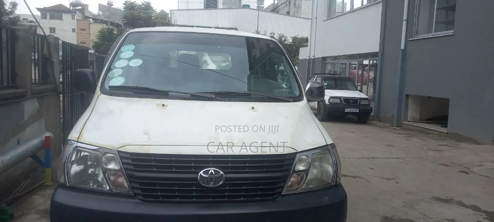 Toyota HiAce 2008 White