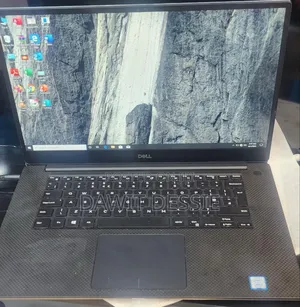 Photo - New Laptop Dell XPS 15 16GB Intel Core I5 SSD 512GB