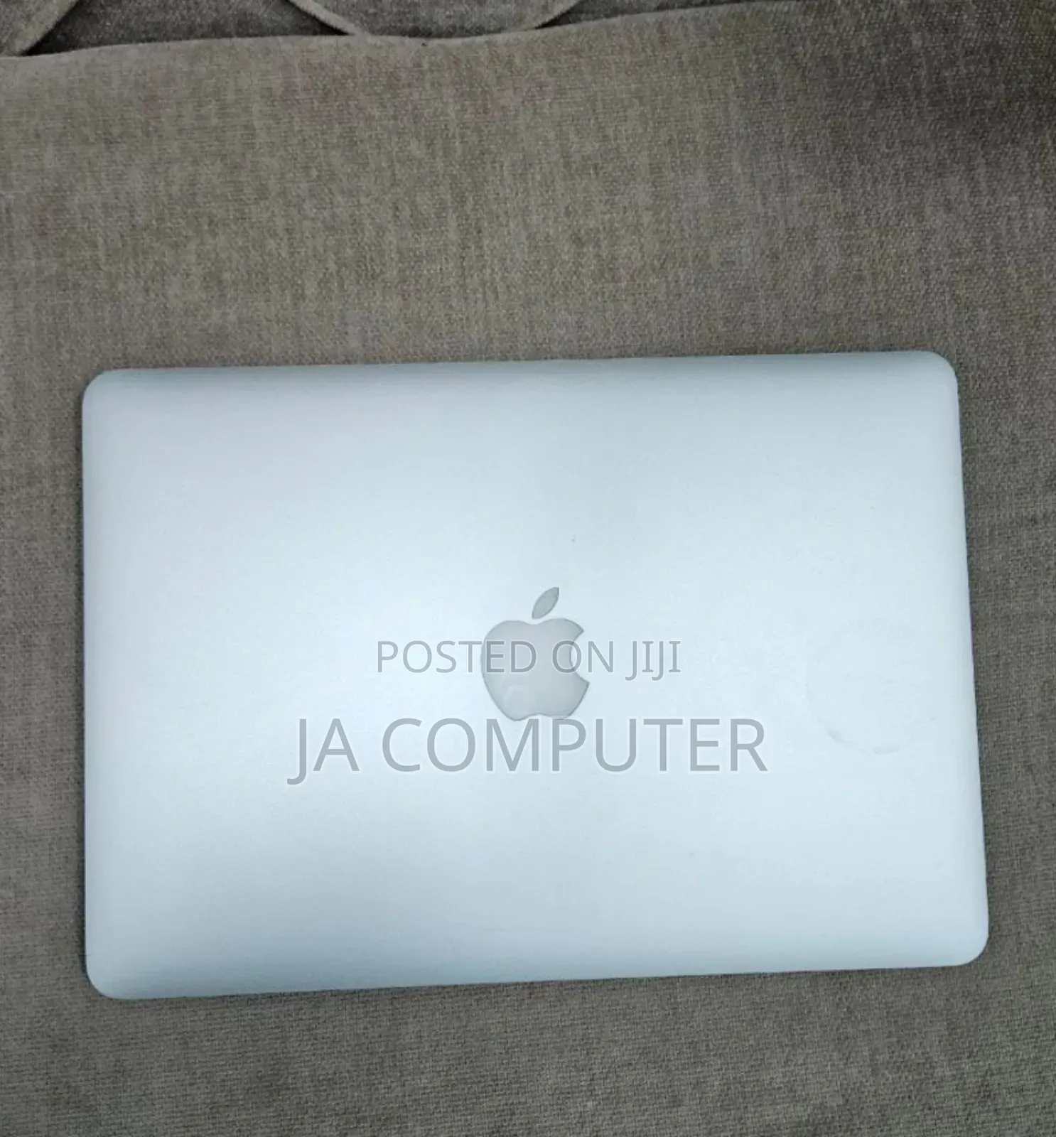 New Laptop Apple MacBook Pro 2015 8GB Intel Core I5 SSD 128GB