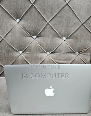 New Laptop Apple MacBook Pro 2015 8GB Intel Core I5 SSD 128GB