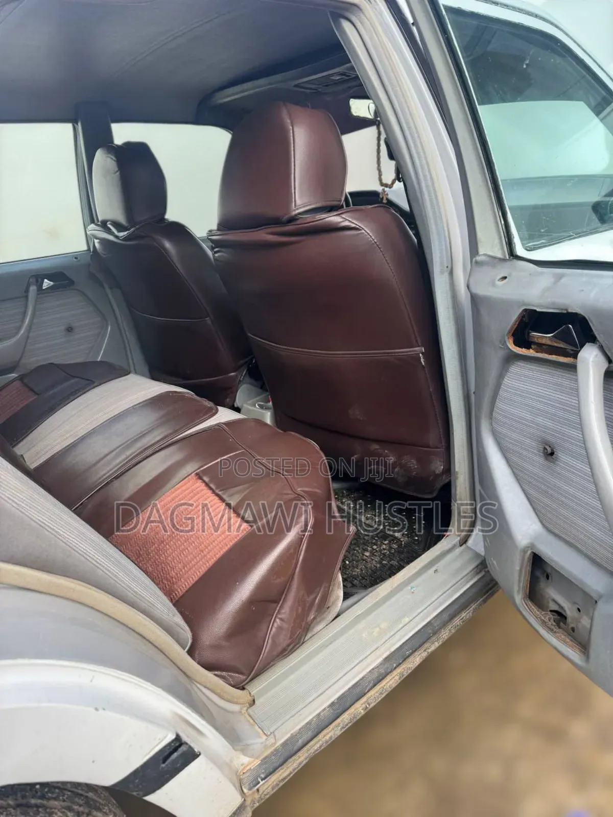 Mercedes-Benz 230E 1989 White