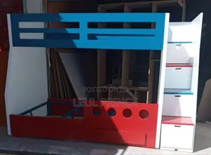 የ ልጆች ተደራራቢ አልጋ