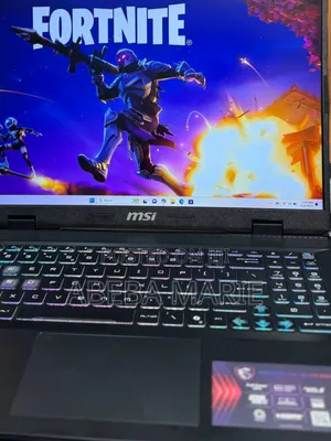 New Laptop MSI Crosshair 17 16GB Intel Core I7 SSD 1T