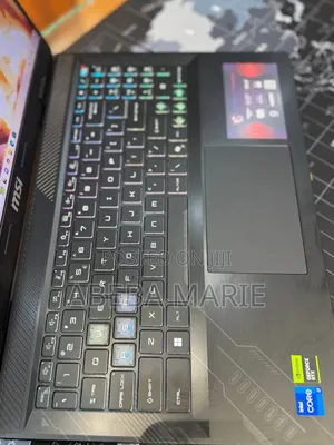New Laptop MSI Crosshair 17 16GB Intel Core I7 SSD 1T