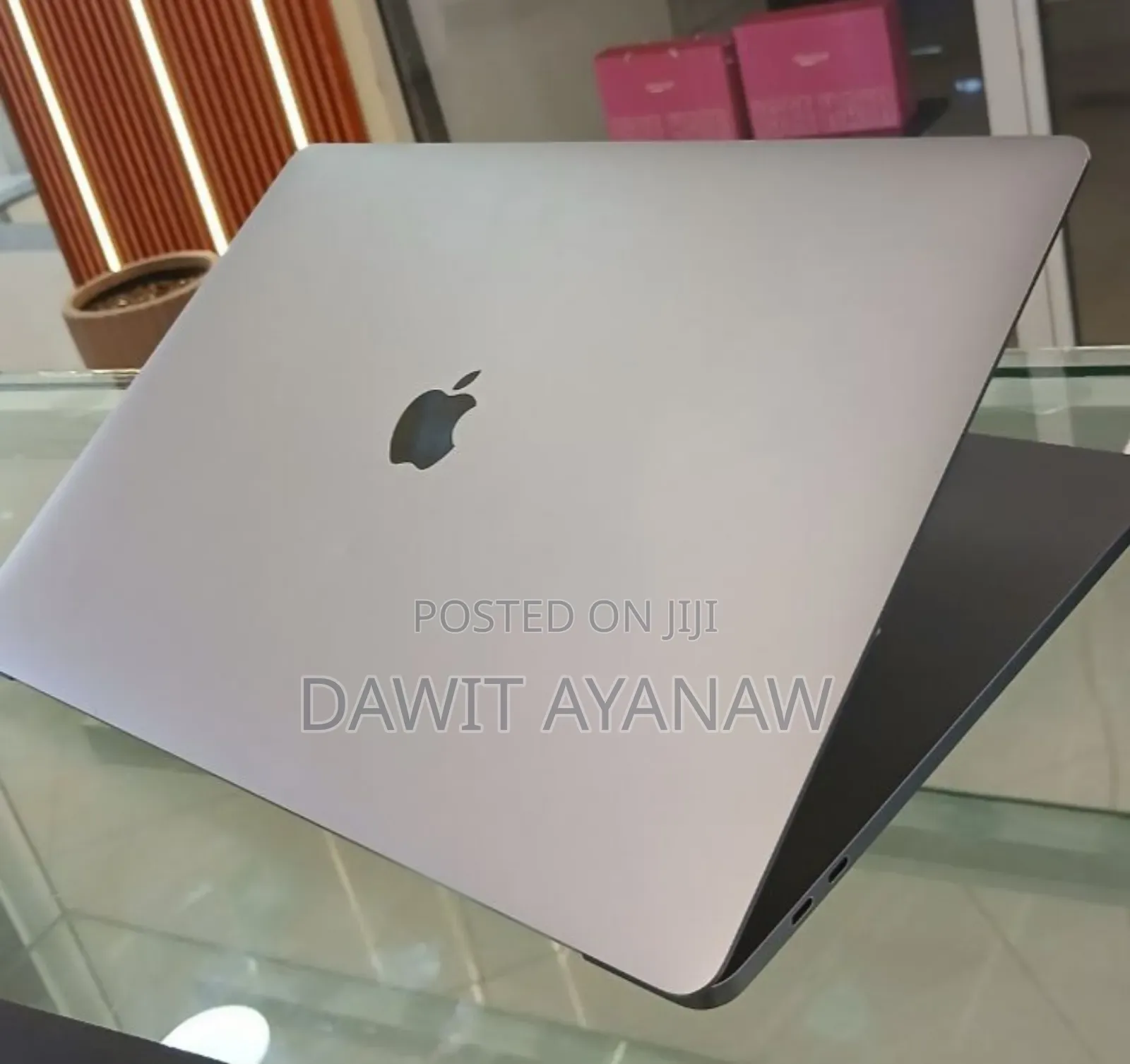 New Laptop Apple MacBook Pro 2017 16GB Intel Core I7 SSD 512GB