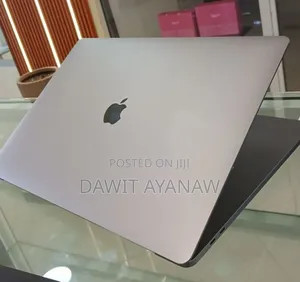 New Laptop Apple MacBook Pro 2017 16GB Intel Core I7 SSD 512GB