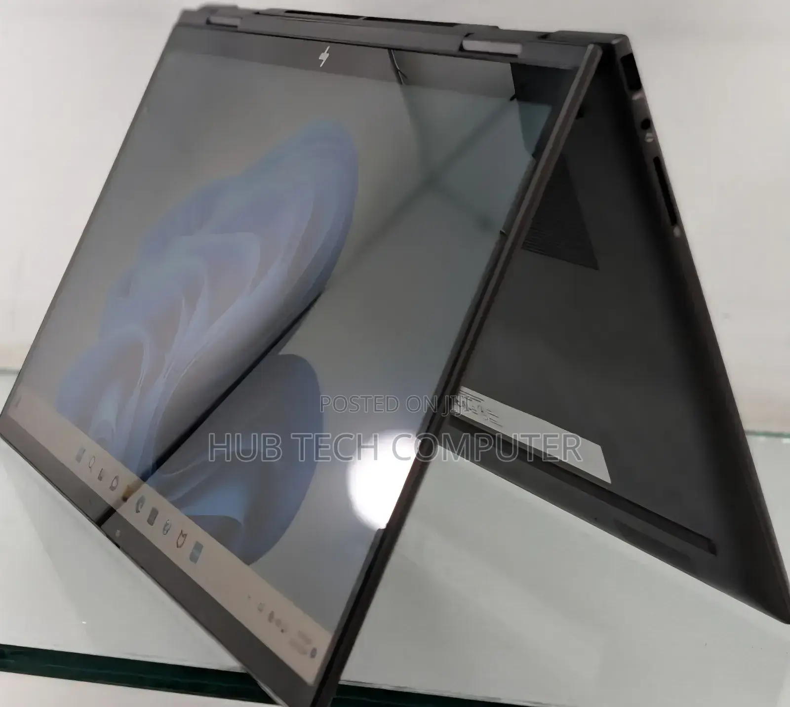 New Laptop HP Envy X360 16GB AMD Ryzen 7 SSD 512GB