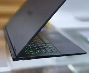 New Laptop HP Omen 16 16GB Intel Core i7 SSD 512GB