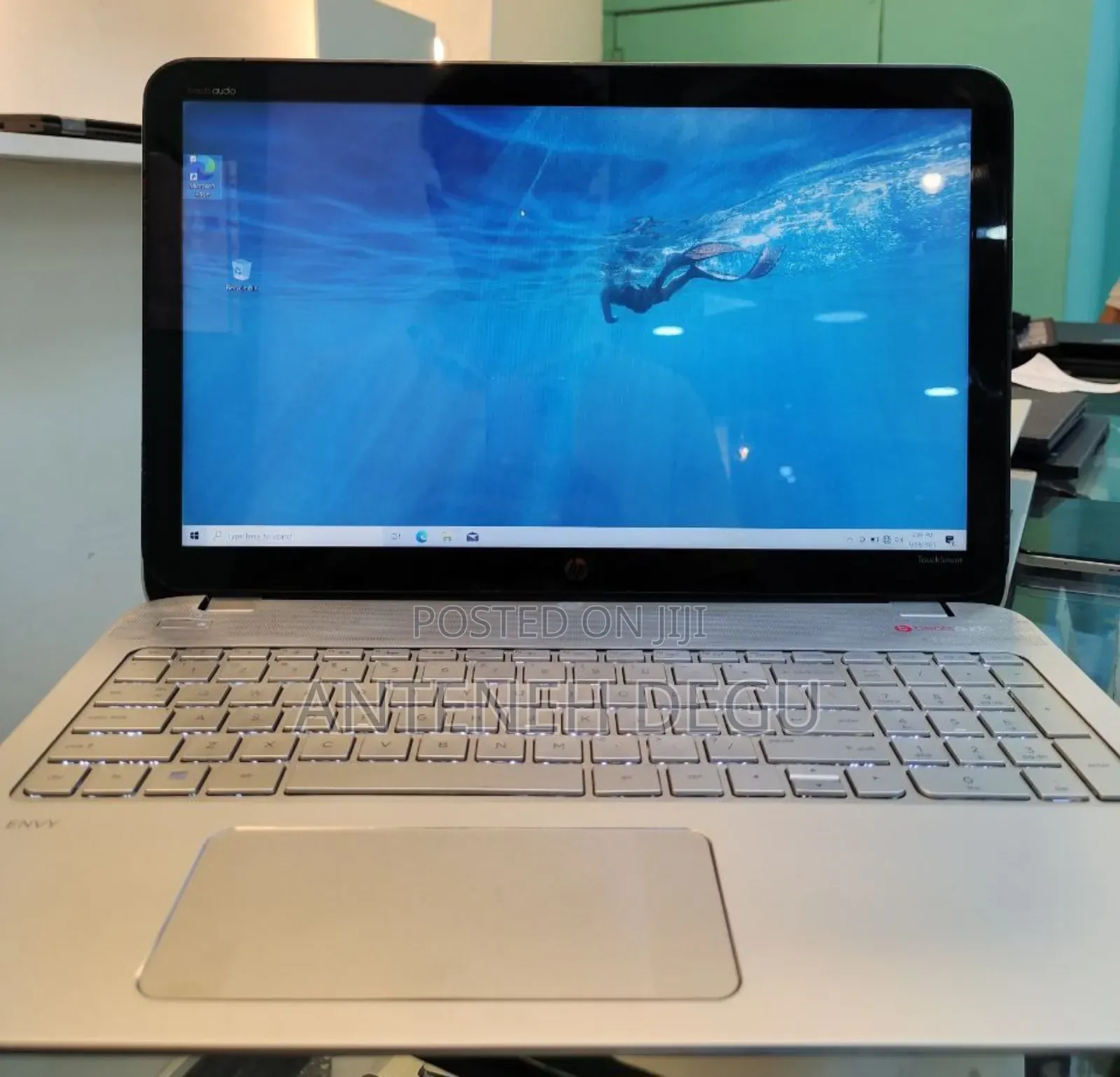 New Laptop HP Envy 15 12GB Intel Core I7 SSD 256GB