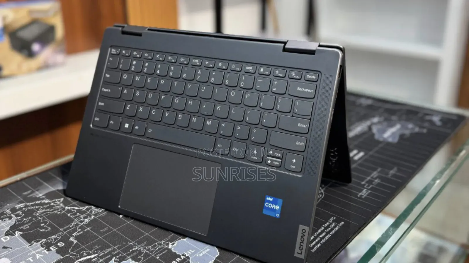 New Laptop Lenovo Yoga C740 16GB Intel Core I5 SSD 512GB