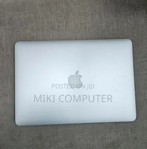 New Laptop Apple MacBook Pro 2015 8GB Intel Core I5 SSD 128GB