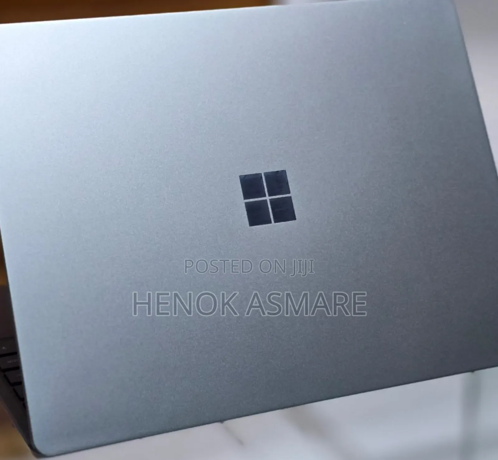 New Laptop Microsoft Surface 8GB Intel Core I5 SSD 256GB