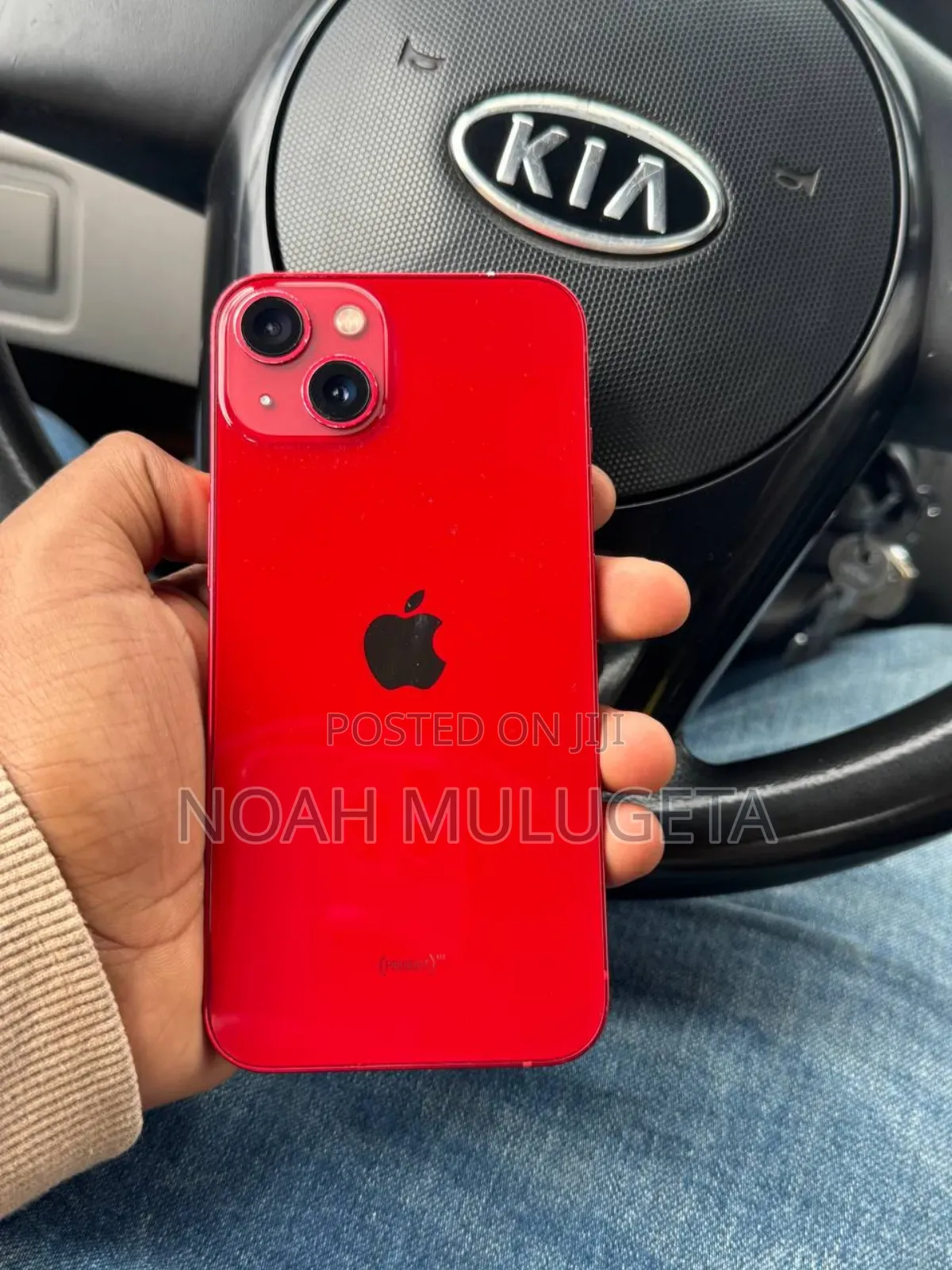 Apple iPhone 13 128 GB Red