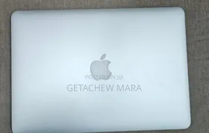 New Laptop Apple MacBook 2015 8GB Intel Core I5 SSD 128GB