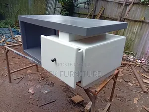 Photo - Center Table