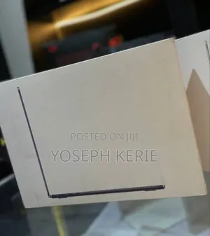 New Laptop Apple MacBook Air 2025 M4 13-Inch 16GB Apple M4 SSD 256GB