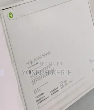 New Laptop Apple MacBook Air 2025 M4 13-Inch 16GB Apple M4 SSD 256GB