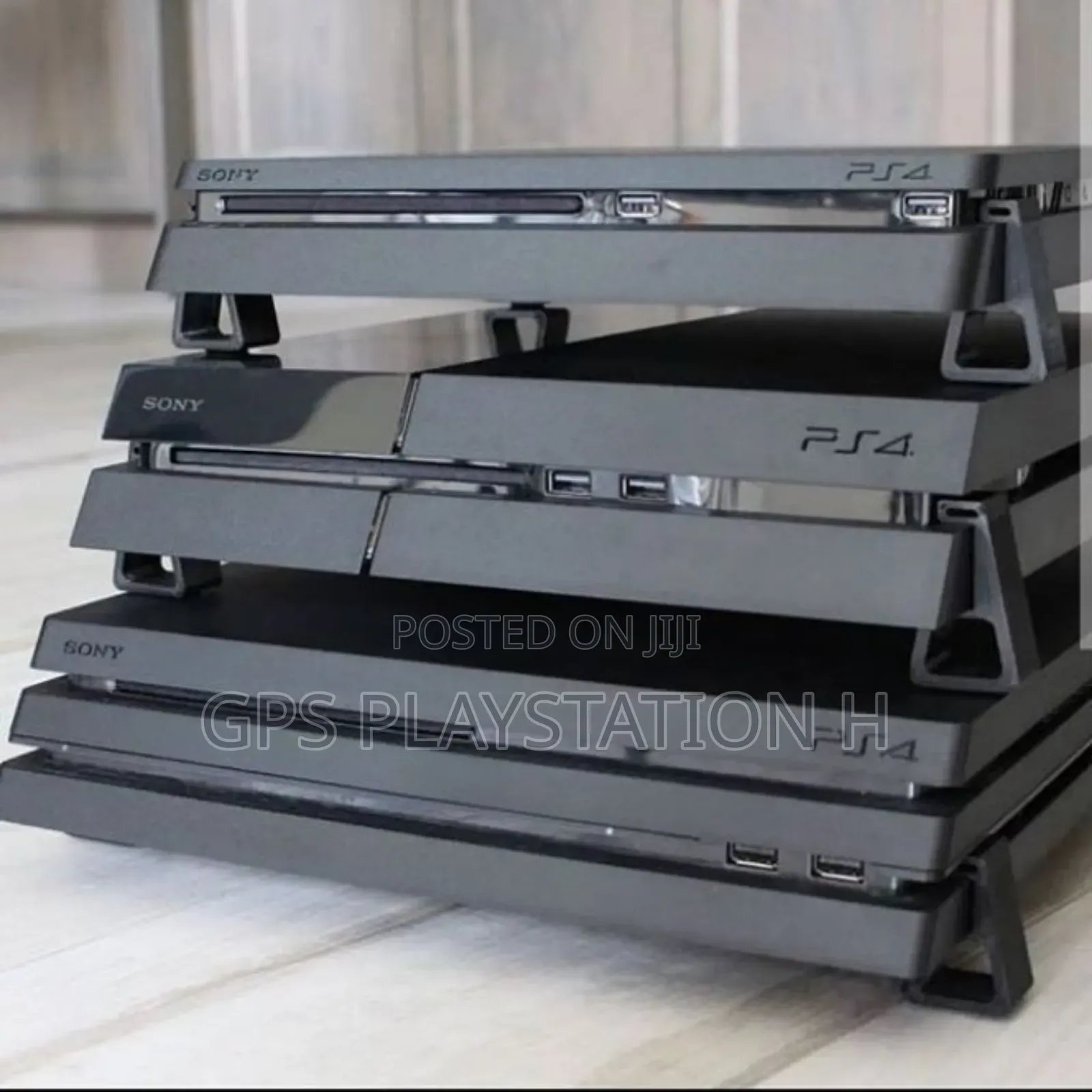 Playstation 4 ማነኛውም አይነት አለ