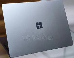 New Laptop Microsoft Surface Laptop 8GB Intel Core I5 SSD 256GB