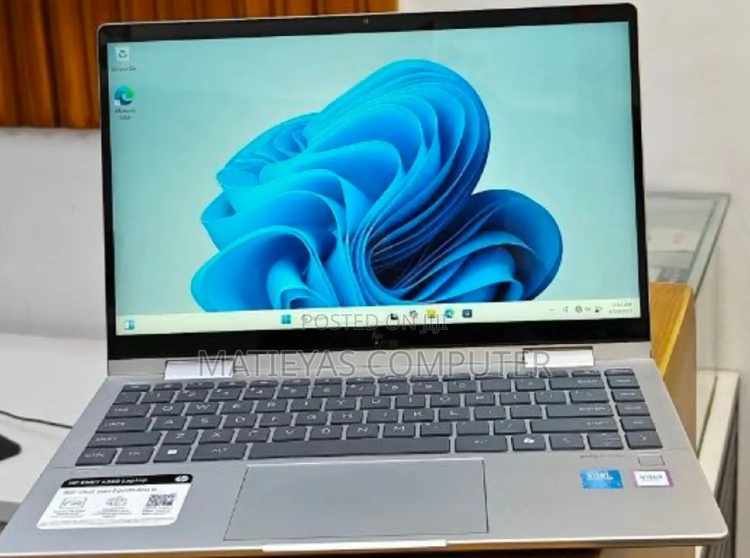 New Laptop HP Envy X360 16GB Intel Core I7 SSD 1T