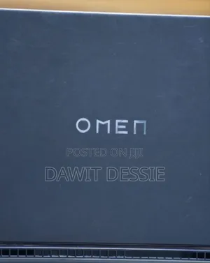 Photo - New Laptop HP 16GB Intel Core I7 SSD 1T