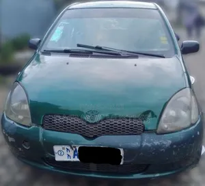 Photo - Toyota Yaris 2001 Green