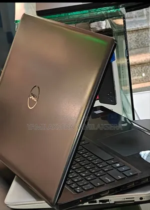 New Laptop Dell Inspiron 15 8GB Intel Core I7 SSD 1T