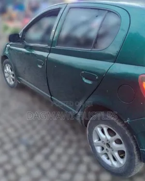Toyota Yaris 2001 Green
