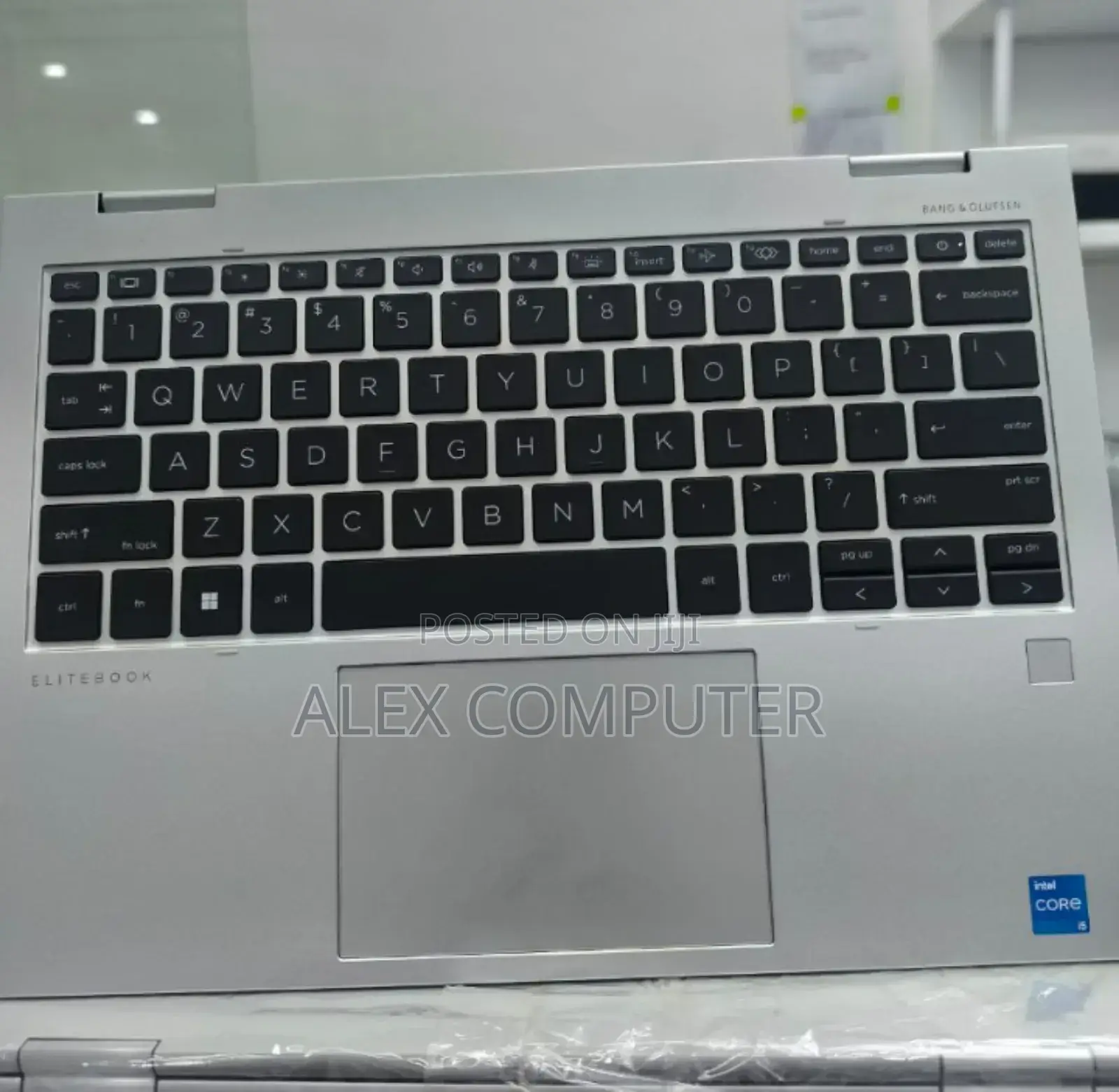 New Laptop HP EliteBook 840 G10 16GB Intel Core I5 SSD 512GB